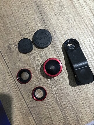 Mandallı lens