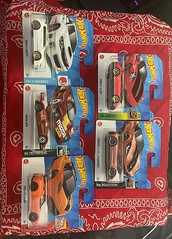 Hot wheels 5li lot