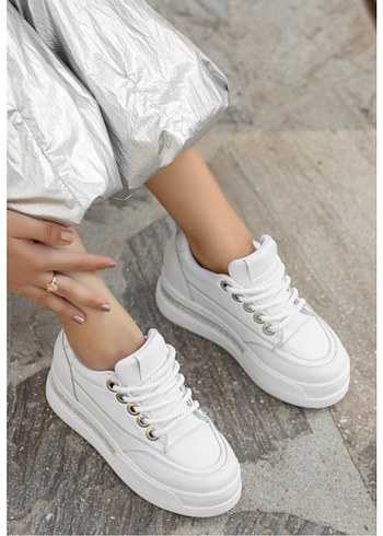 Lulu Siyah Cilt  Bağcıklı Spor Ayakkabı - Görsel 4