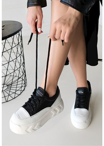 Emwa Siyah Cilt Bağcıklı Spor Ayakkabı - Görsel 3