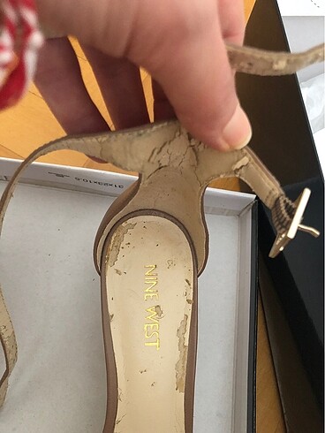 Nine West Kahverengi ayakkabı.