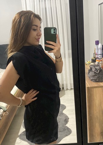 Siyah Mini Yüksek Yakalı Kadın Tulum - Görsel 3