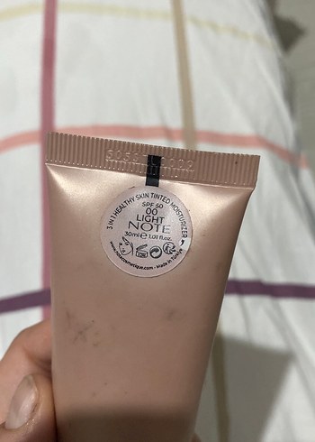 Hediye paketi Pembe Tonlarda Makyaj ve Saç Bakım Ürünleri - Görsel 4