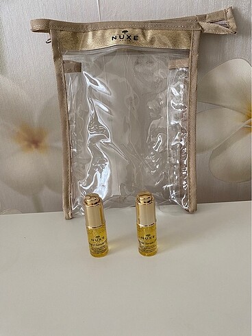 Nuxe super serum 10