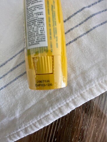  Beden Uriage güneş spf 50 stick