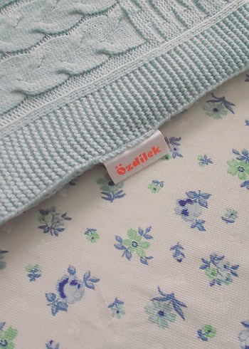 Pastel Mavi Örgü Çocuk Battaniyesi - Görsel 2