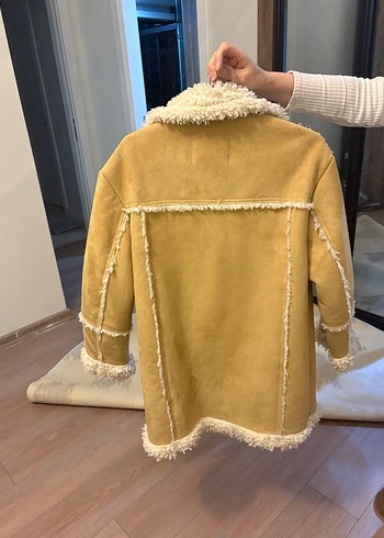 Bershka kadın kaban - Görsel 2