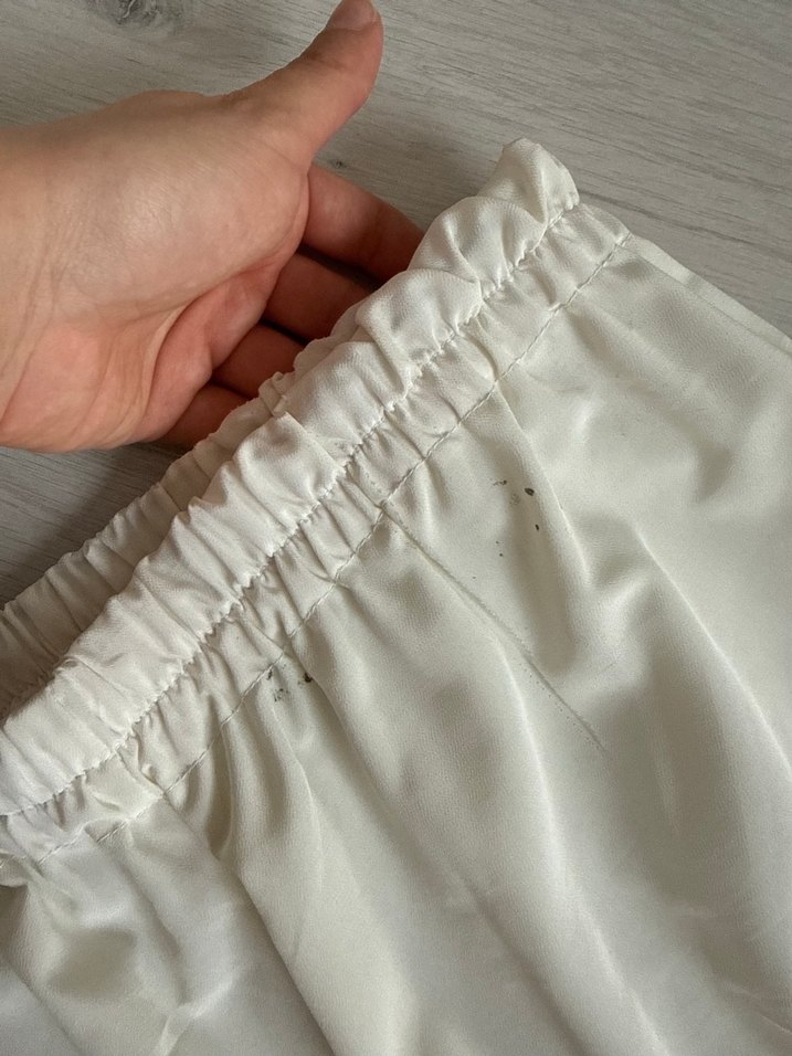 Beyaz Geniş Kesim Kadın Kumaş Pantolon - Görsel 3