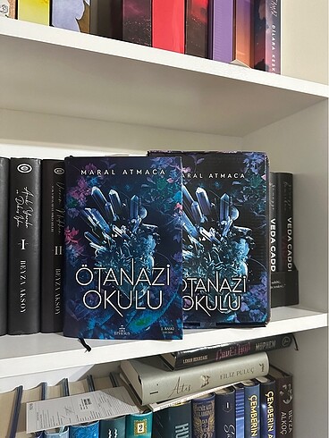 Ötanazi Okulu 1 Yan Boyamalı Özel Kutulu Set