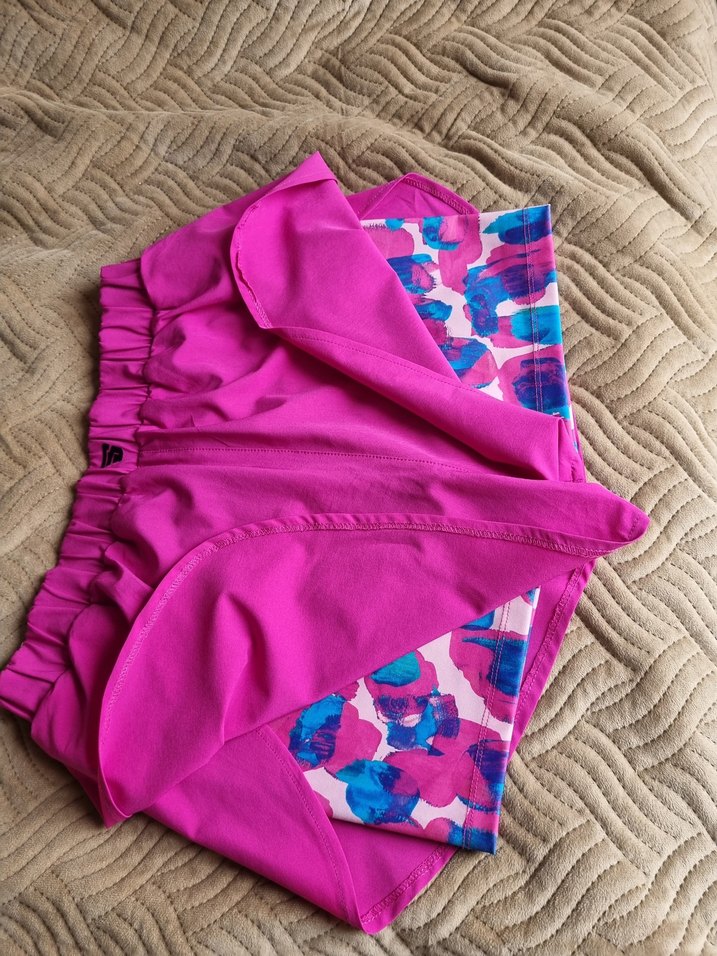 Pembe Drapeli Rahat Kadın Deniz Şortu - Görsel 5