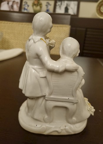 Beyaz Parlak Seramik Figüri Antika - Görsel 3