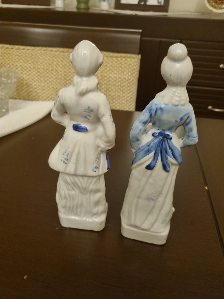 Mavi ve Beyaz Çift Figürin Seti Antika - Görsel 2