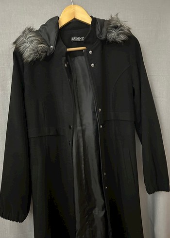 Kadın Siyah Uzun Düğmeli Kaban - Görsel 2