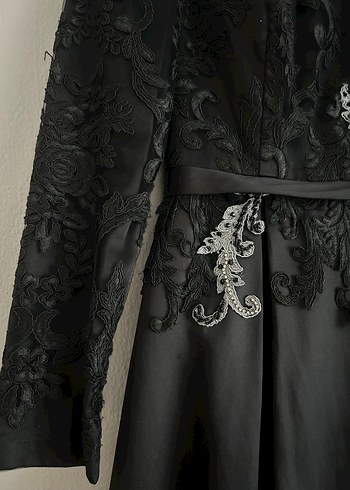 Uzun Kollu Siyah Gotik Nakışlı Abiye Elbise - Görsel 4