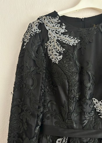 Uzun Kollu Siyah Gotik Nakışlı Abiye Elbise - Görsel 3