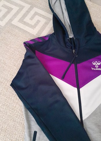 Mor ve Gri Kapüşonlu Fermuarlı Kadın Eşofman Üstü - Görsel 2