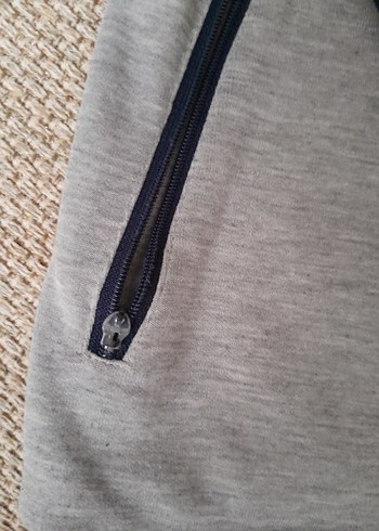 Mor ve Gri Kapüşonlu Fermuarlı Kadın Eşofman Üstü - Görsel 3