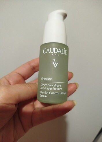 Beden Renk Caudalie akne ve akne lekeleri karşıtı salisilik serum