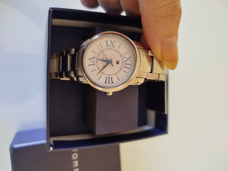 Tommy Hilfiger kadın saat - Görsel 2