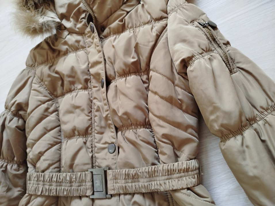 Kürklü Kapüşonlu Bej Kadın Kışlık Mont - Görsel 3