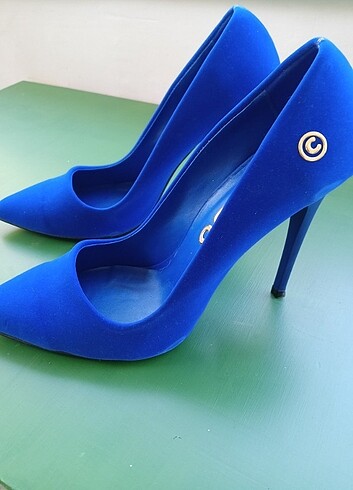 Diğer Stiletto