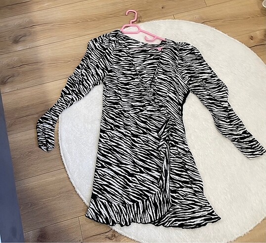 Zebra elbise