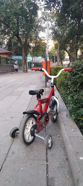 Beden Çocuk bisikleti küçük geldiği için satıyorum