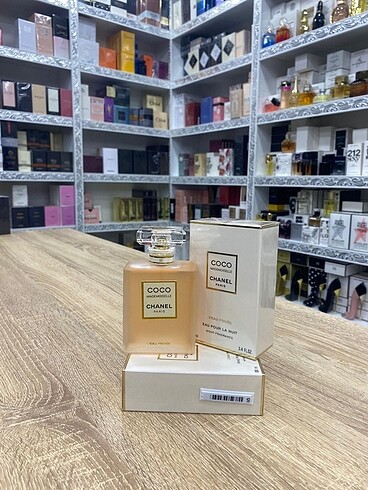 Coco Chanel leau privee