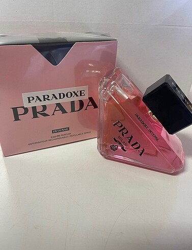 Prada paradoxe intense