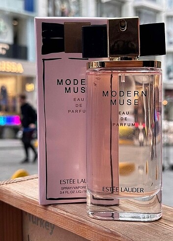Estee lauder Modern Muse