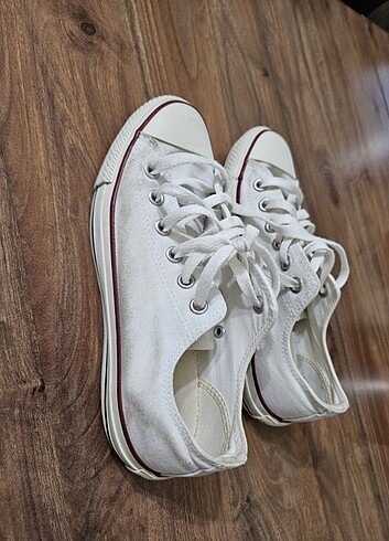 37,5 Beden beyaz Renk Converse
