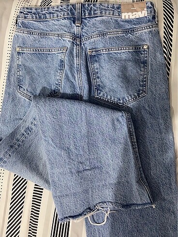 26 Beden mavi Renk Mavi jean