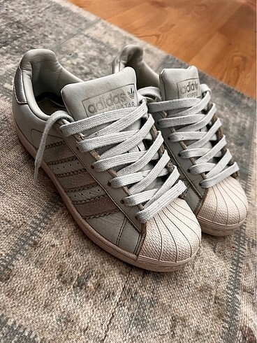 Adidas superstar
