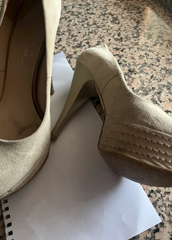 Bej Süet İnce Topuklu Kadın Ayakkabı - Görsel 2