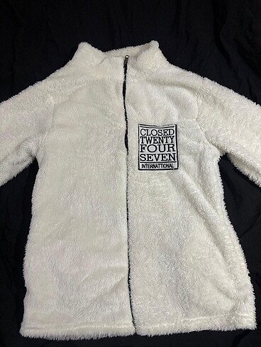 beyaz sweatshirt ????