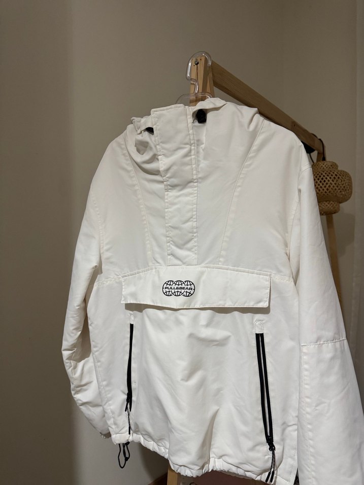 Beyaz Yüksek Yakalı Street Wear Kadın Ceket - Görsel 2