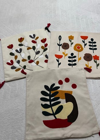 Renkli Nakışlı Bohem Yastık Kılıfı - Görsel 4