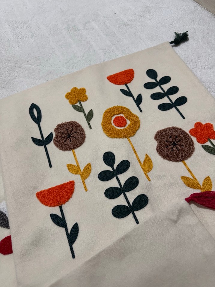 Renkli Nakışlı Bohem Yastık Kılıfı - Görsel 2