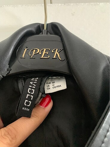 40 Beden h&m deri ceket