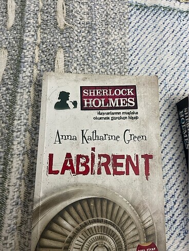 Beden Renk Sherlock Holmes