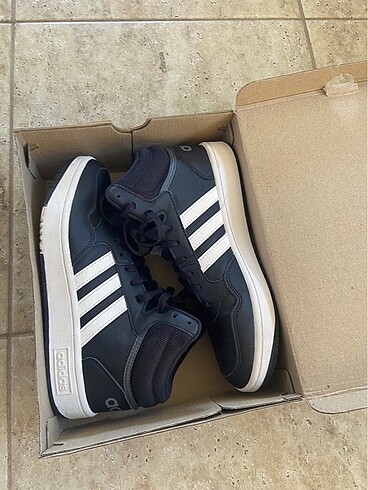 Adidas Hoops 3.0 Mid Siyah-Beyaz Spor Ayakkabı