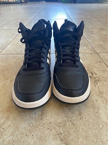 38,5 Beden siyah Renk Adidas Hoops 3.0 Mid Siyah-Beyaz Spor Ayakkabı