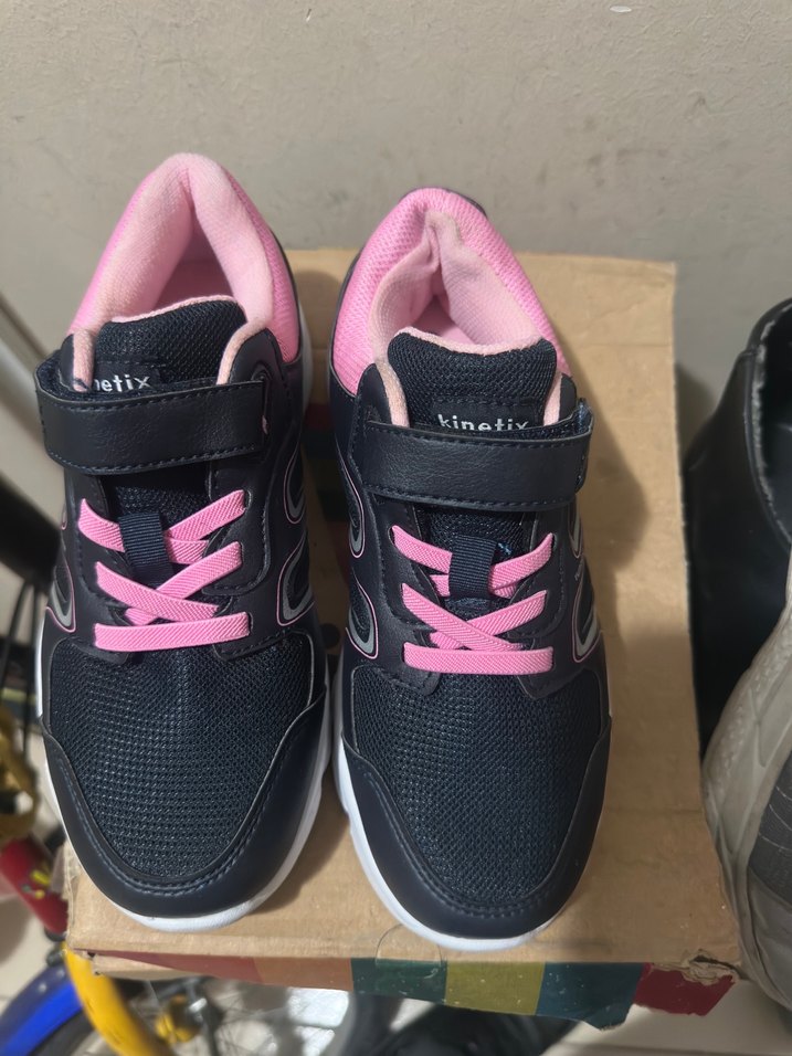 Kız Çocuk Siyah Pembe Spor Ayakkabı - Görsel 4