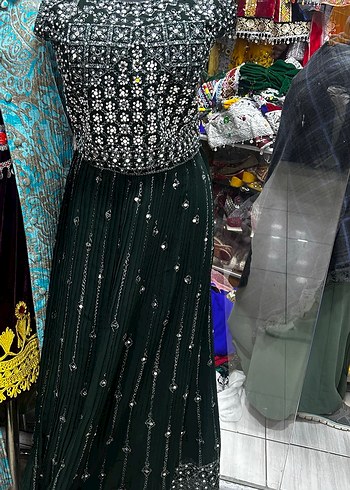 Hint kıyafeti - Görsel 3