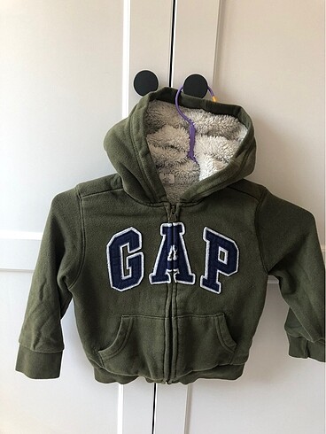 Gap sweatshirt