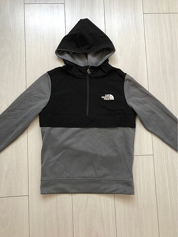 The north face sweatshirt