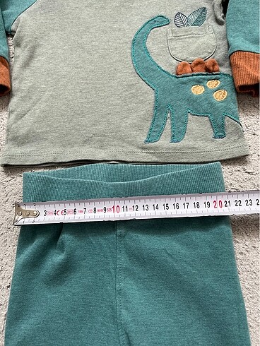 1 Yaş Beden yeşil Renk Next pijama