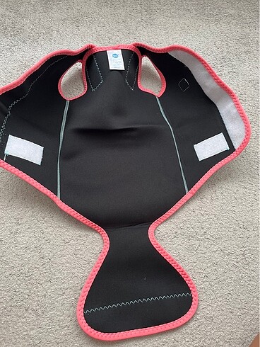 12-18 Ay Beden Splash about wetsuit