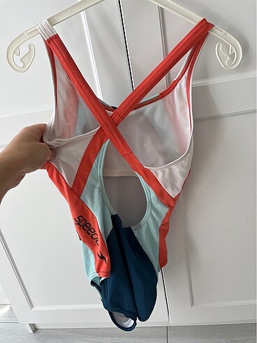 m Beden Speedo mayo