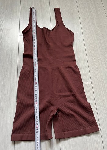 Bordo Kolsuz Kadın Kısa Tulum - Görsel 2